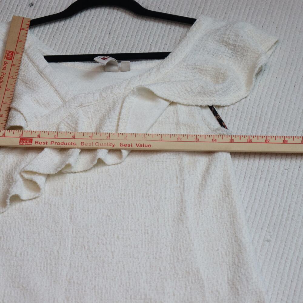 Dolan Cream Textured Ruffle Knit Top Small Ivory - Picture 5 of 7